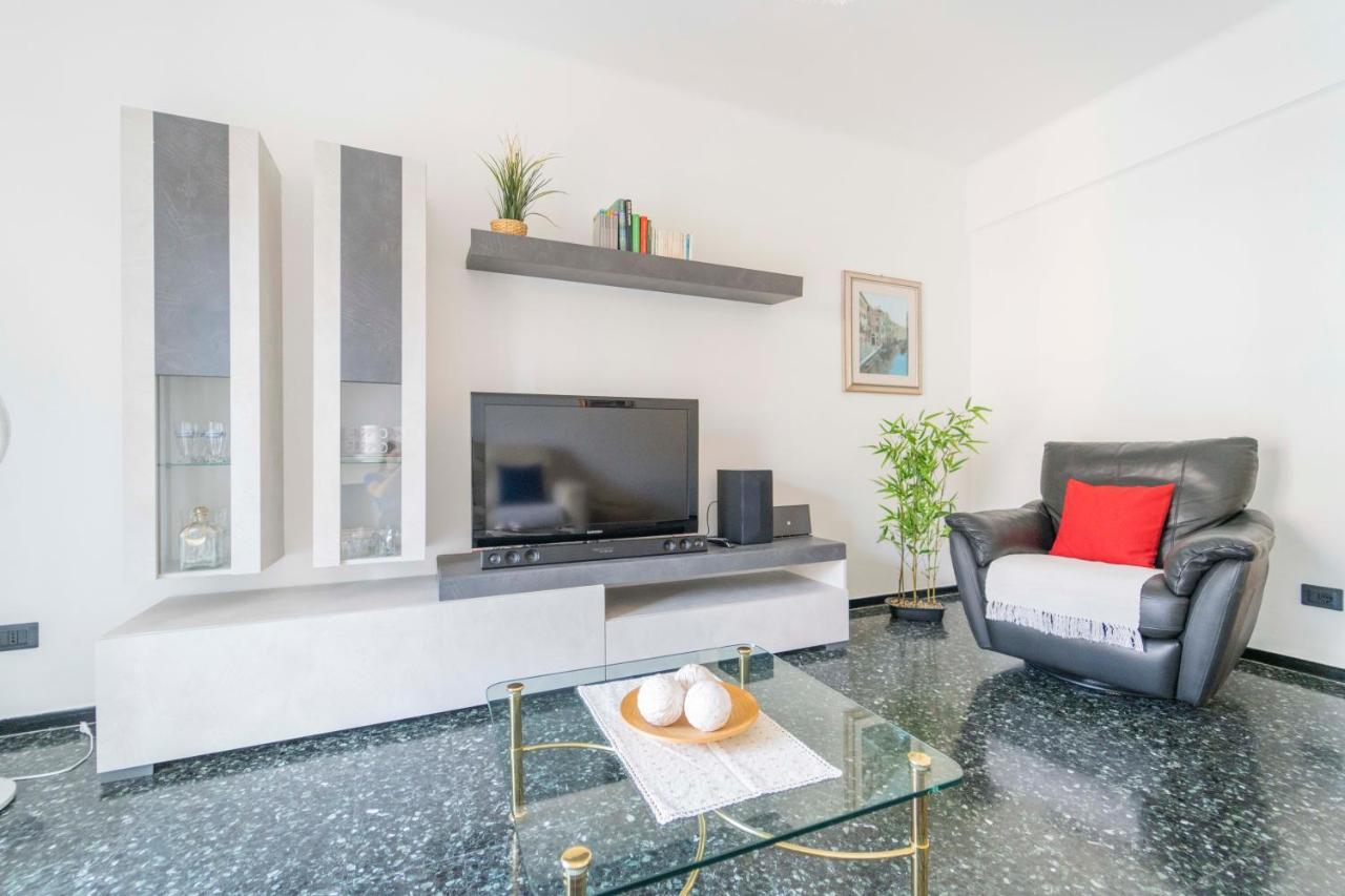 193 - Casa Via Della Chiusa - Centralissimo E Vicino Alla Baia Del Silenzio, Spiaggia E Mare 150M - Parcheggio Gratis Incluso E Aria Condizionata Sestri Levante Kültér fotó