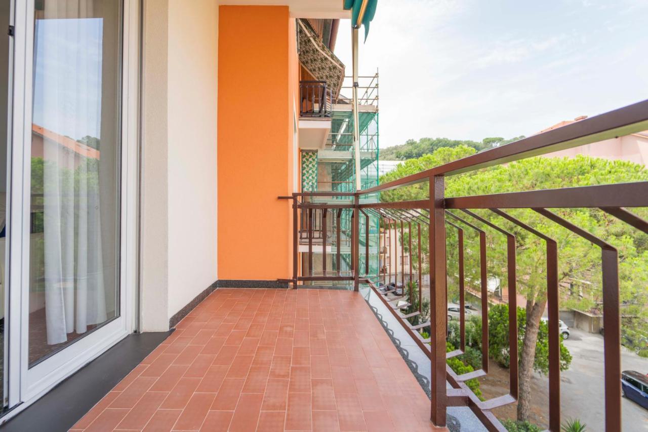 193 - Casa Via Della Chiusa - Centralissimo E Vicino Alla Baia Del Silenzio, Spiaggia E Mare 150M - Parcheggio Gratis Incluso E Aria Condizionata Sestri Levante Kültér fotó